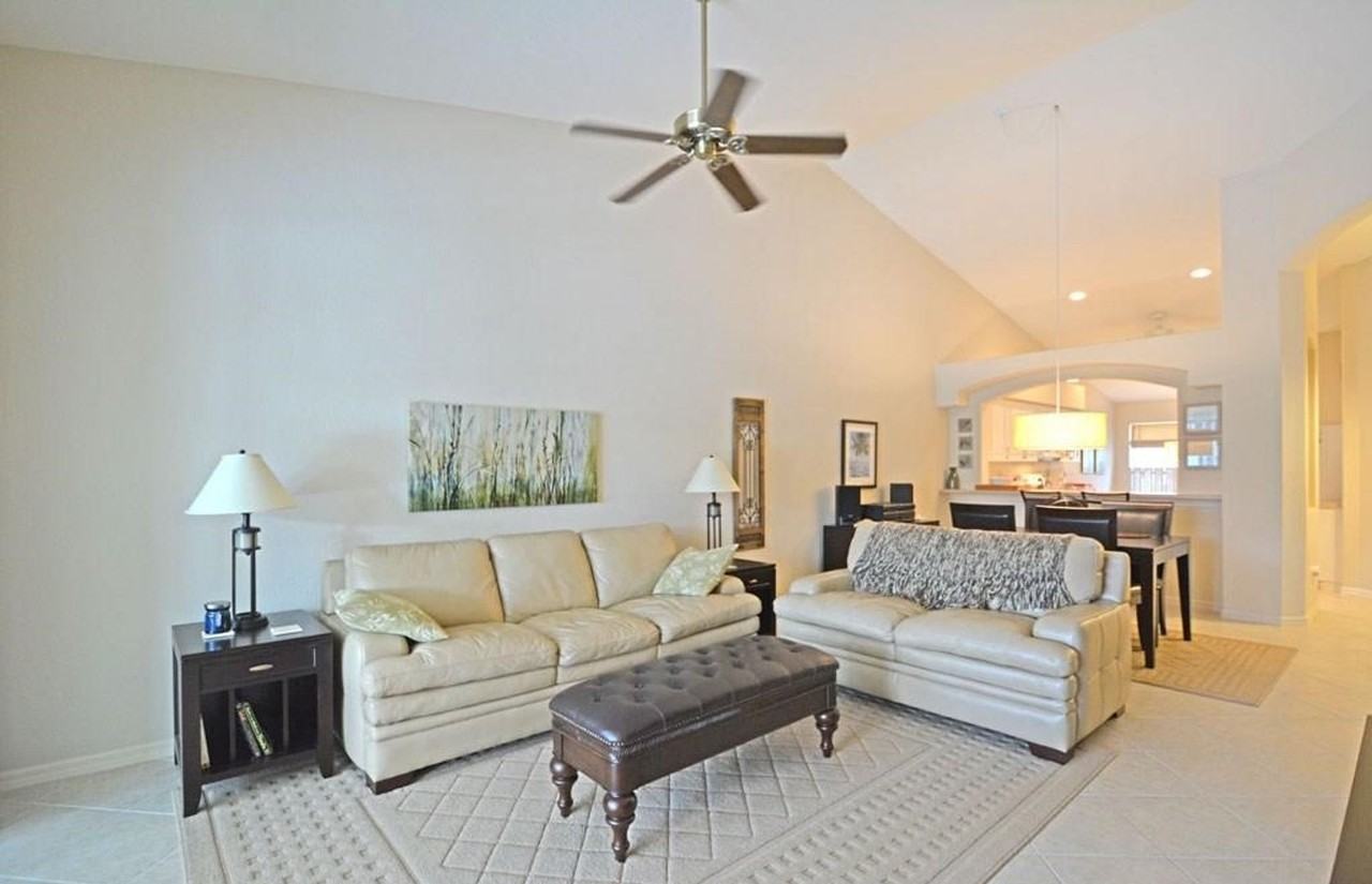 8164 Ibis Cove Cir - Photo 2 of 24