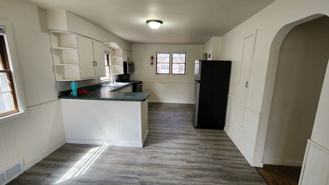 1915 Wood St - Photo 1 of 1