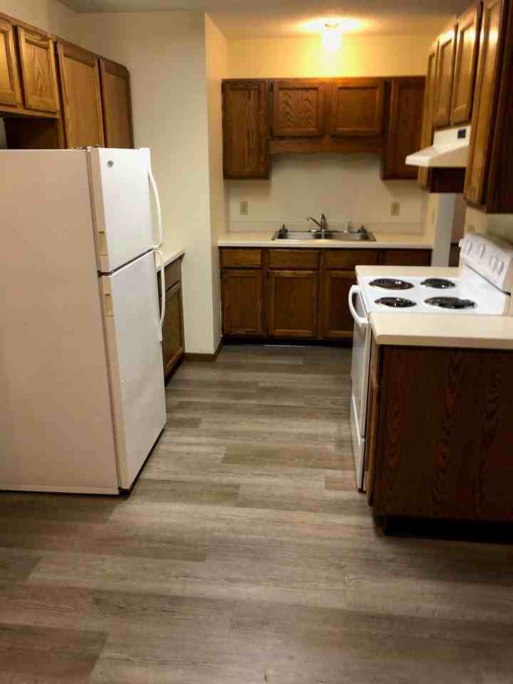 Pine Ridge-4704 Speros Ln - Photo 4 of 10