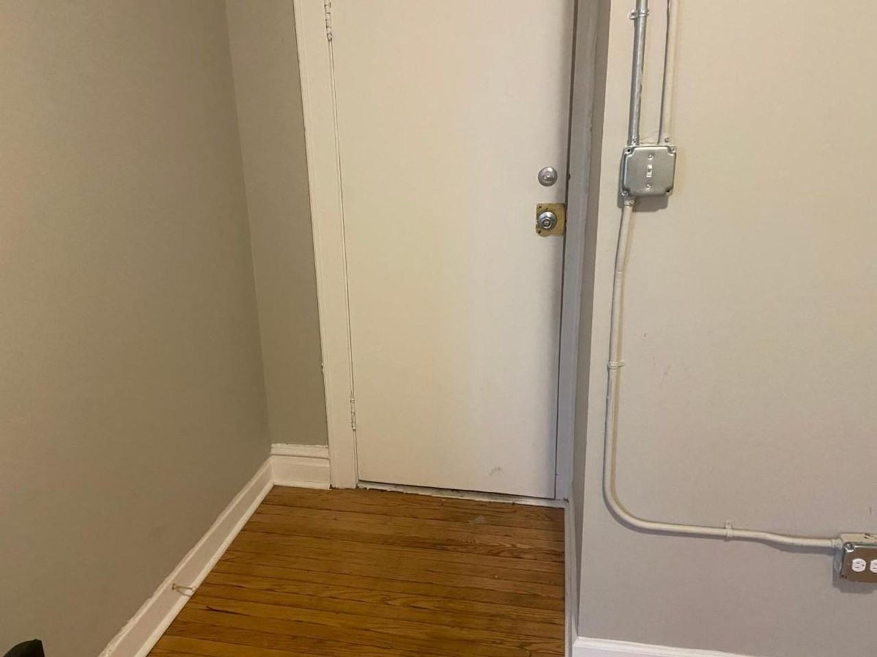 Hyslop - Photo 2 of 7