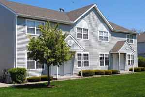 featured image of 1640 W Grandview Blvd
