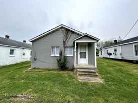 912 Water St - Photo 1 of 1