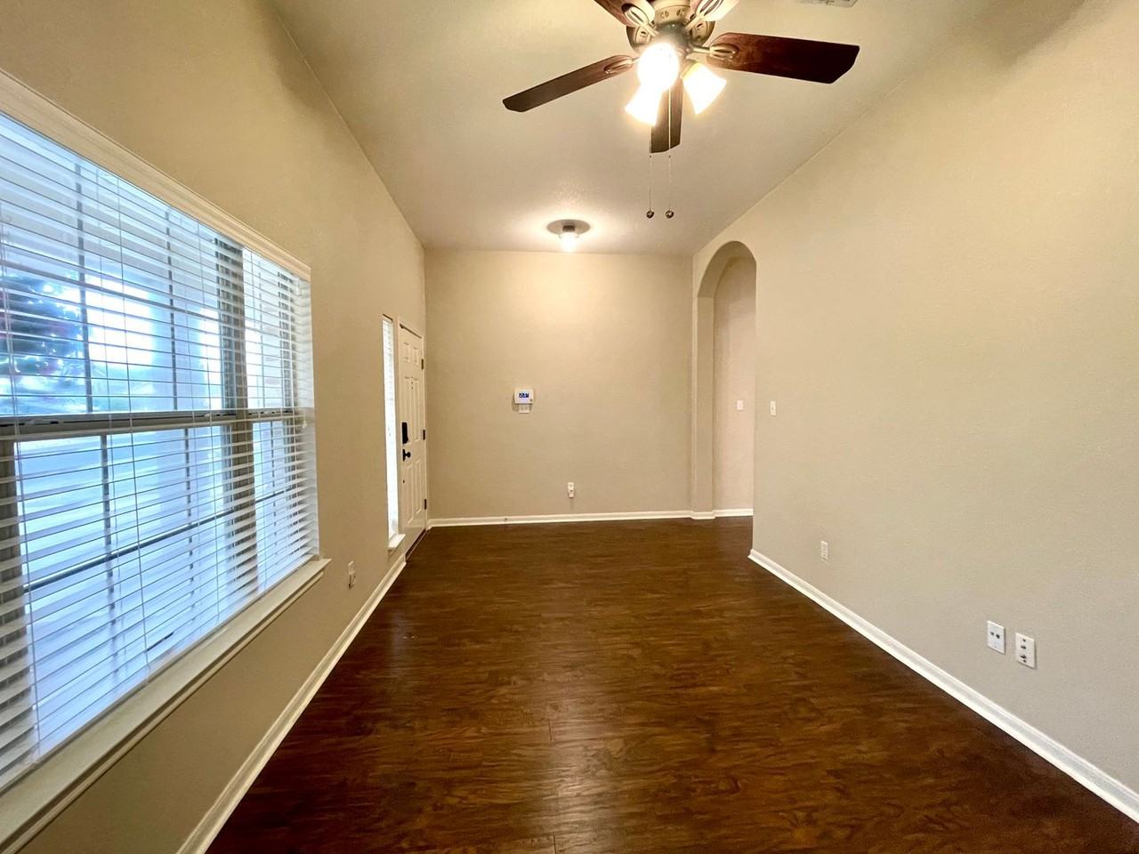 228 Chandler Crossing Trl - Photo 2 of 26