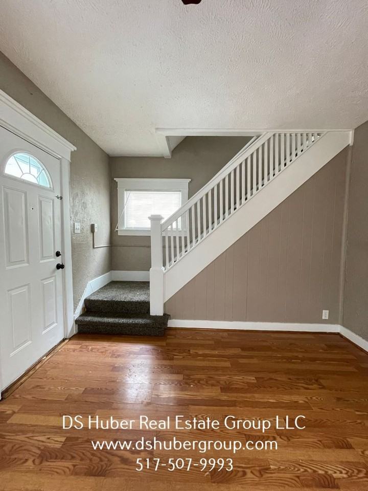 1524 Ballard St - Photo 2 of 13