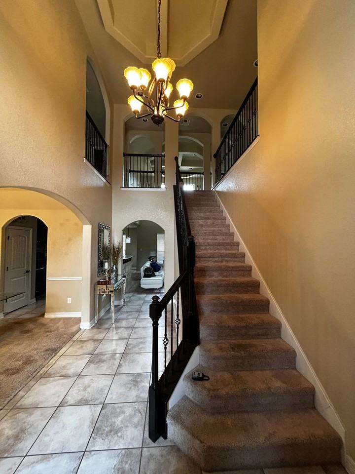 12438 Maverick Rnch - Photo 7 of 27