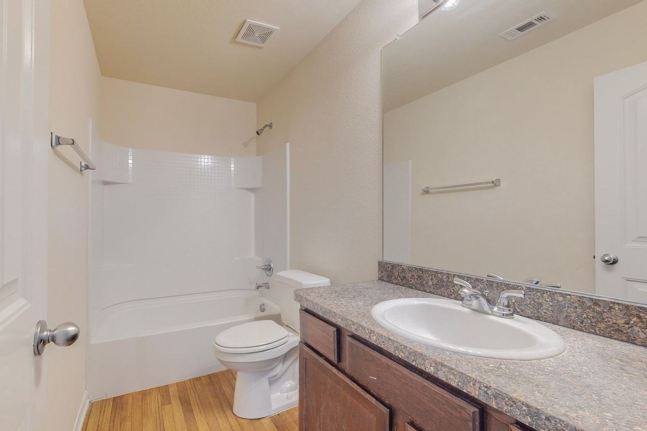 4813 Nuevo Laredo Ct - Photo 3 of 29