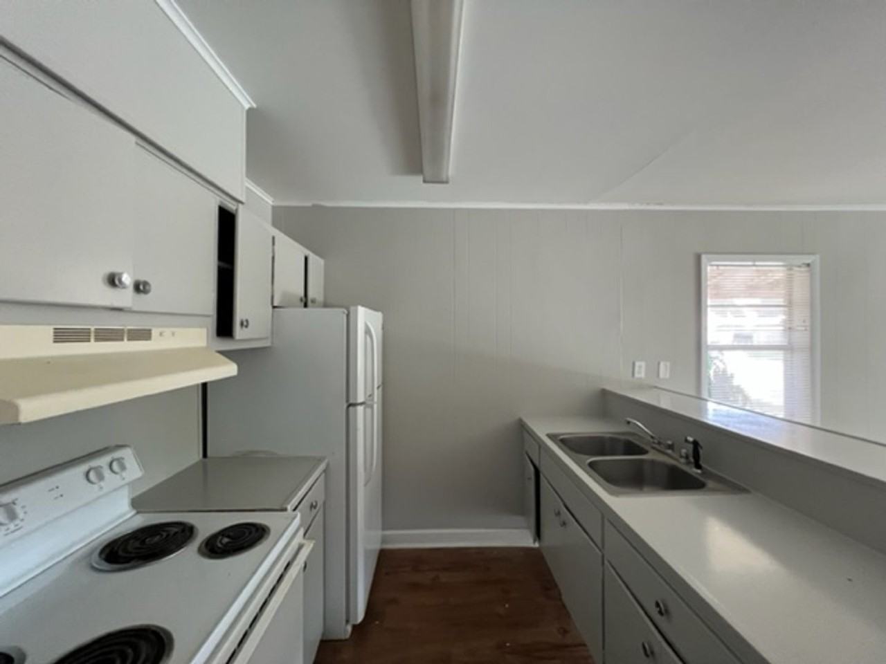 242 Georgia Ave #2 - Photo 2 of 6