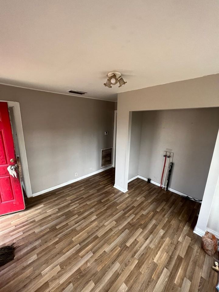 4540 Southern Ave - Photo 2 of 9