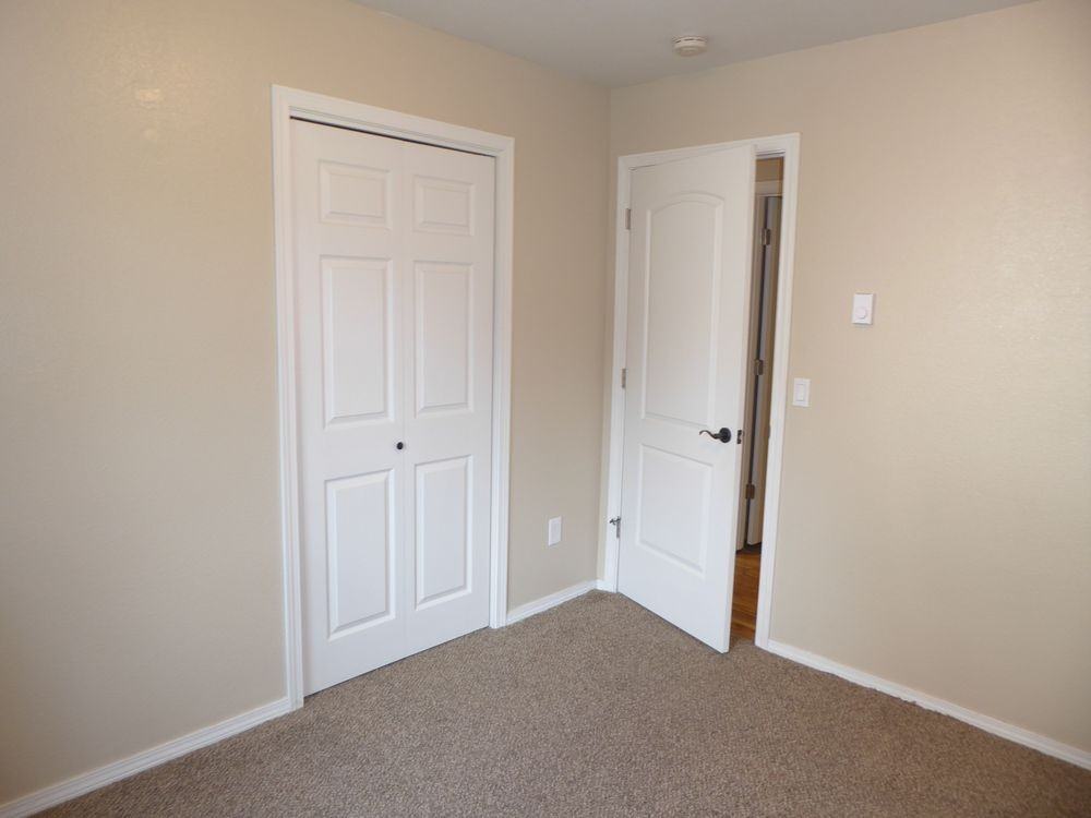 9236 Emily Way - Photo 4 of 30