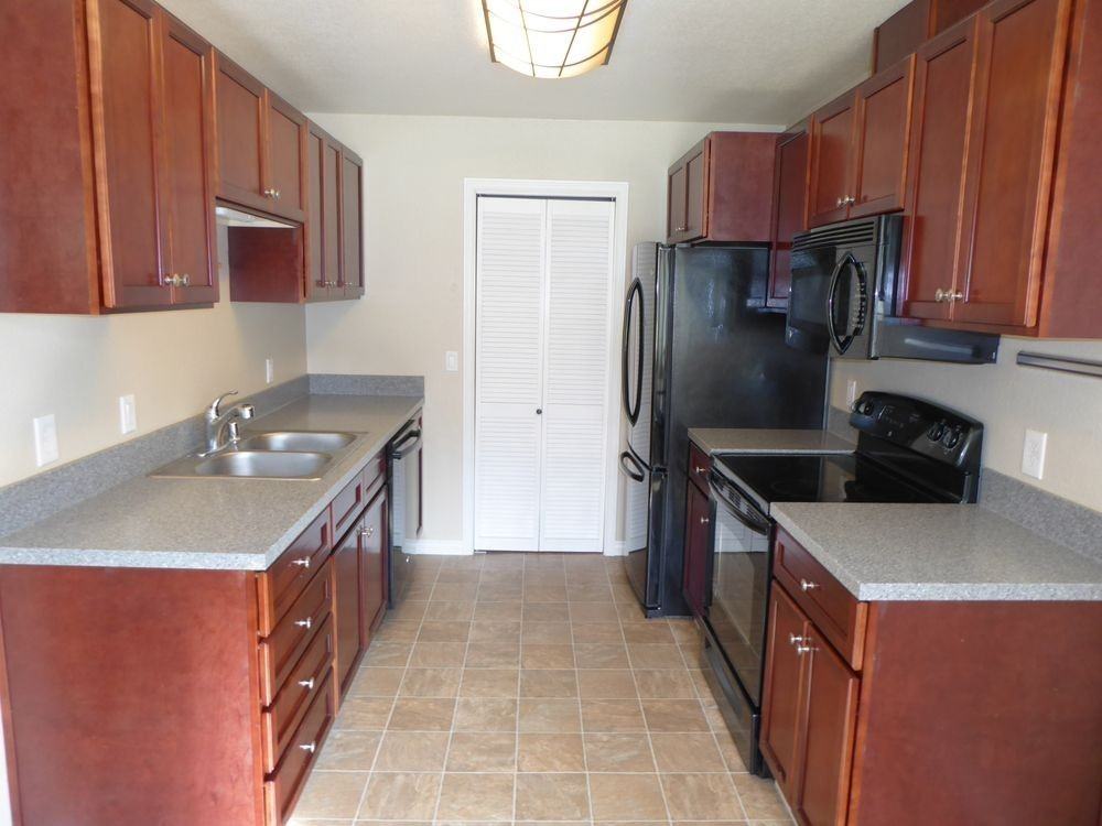 9236 Emily Way - Photo 7 of 30
