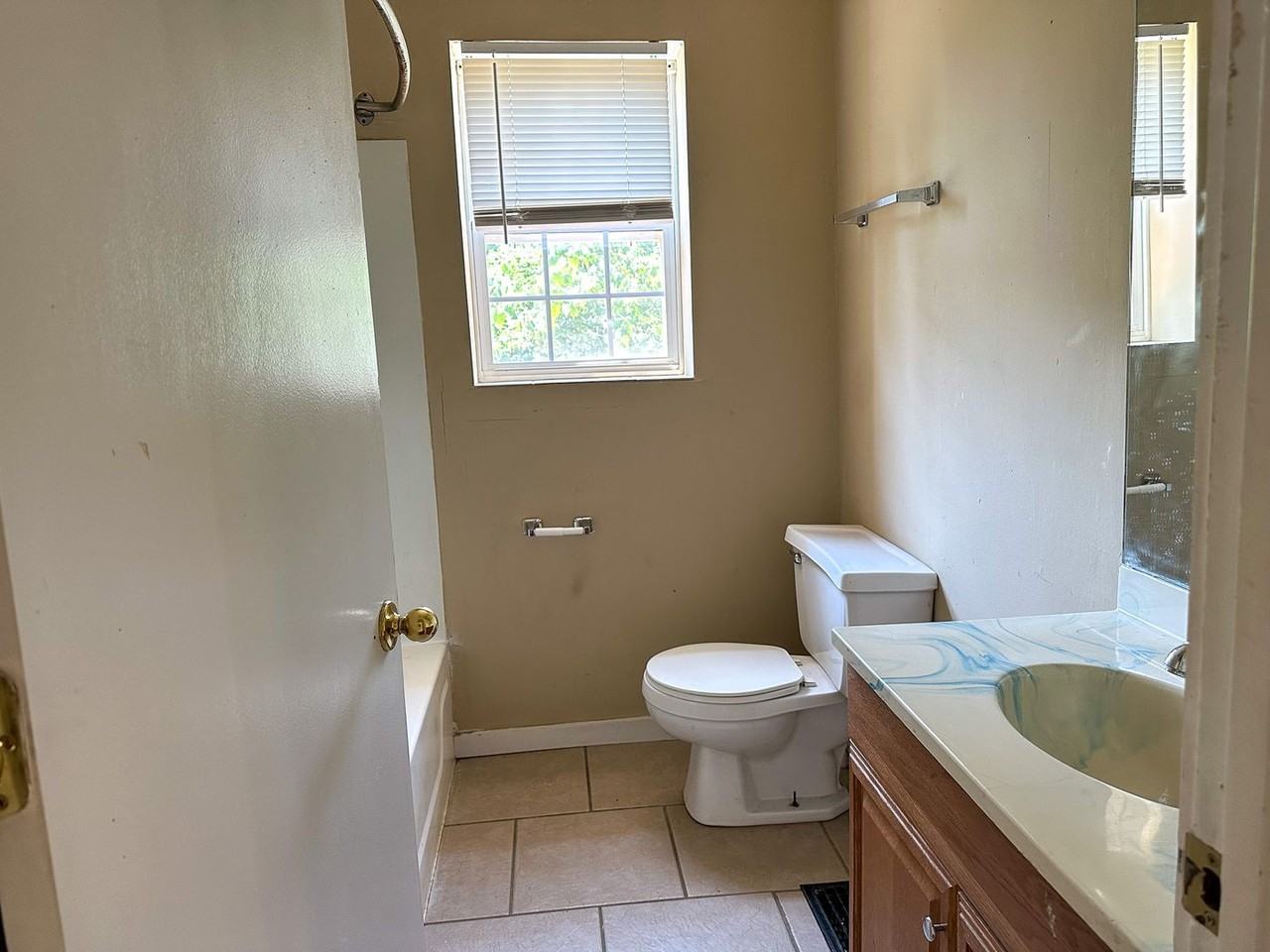 3016 Rock Quarry Rd - Photo 7 of 9