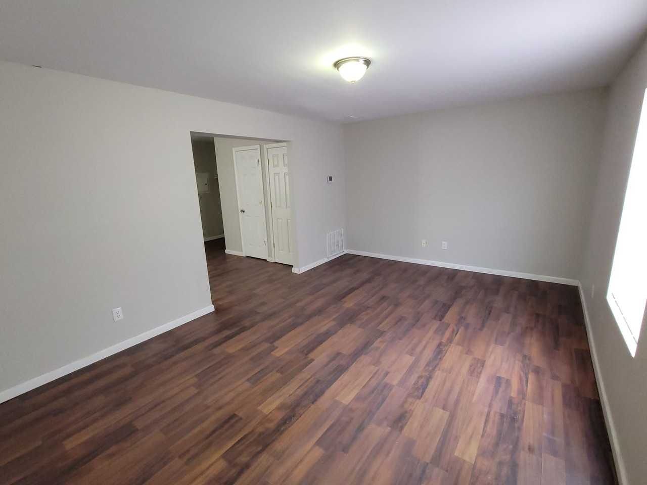 Bruer Park Gardens Apartments 745 Wabash St, Truesdale, MO 63380 Zumper