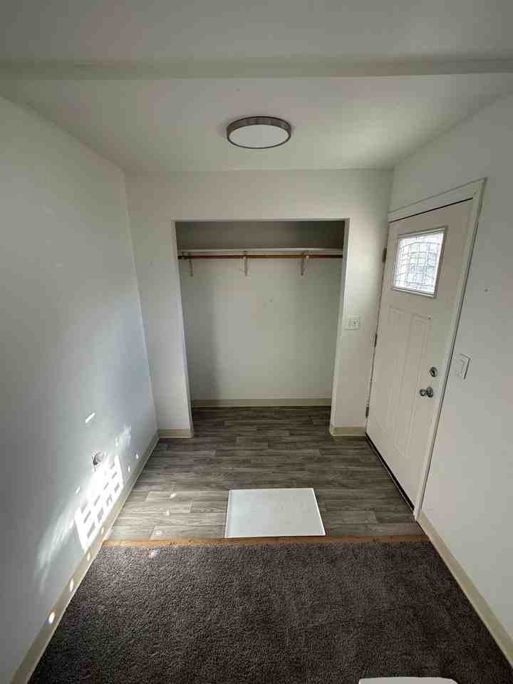 2551 W Snowcrest Dr - Photo 2 of 15