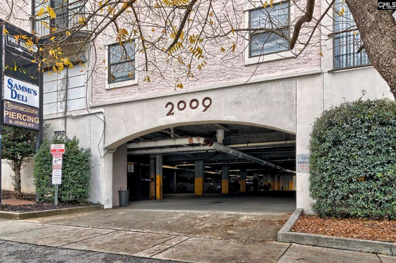 2009 Greene St #404 - Photo 2 of 18