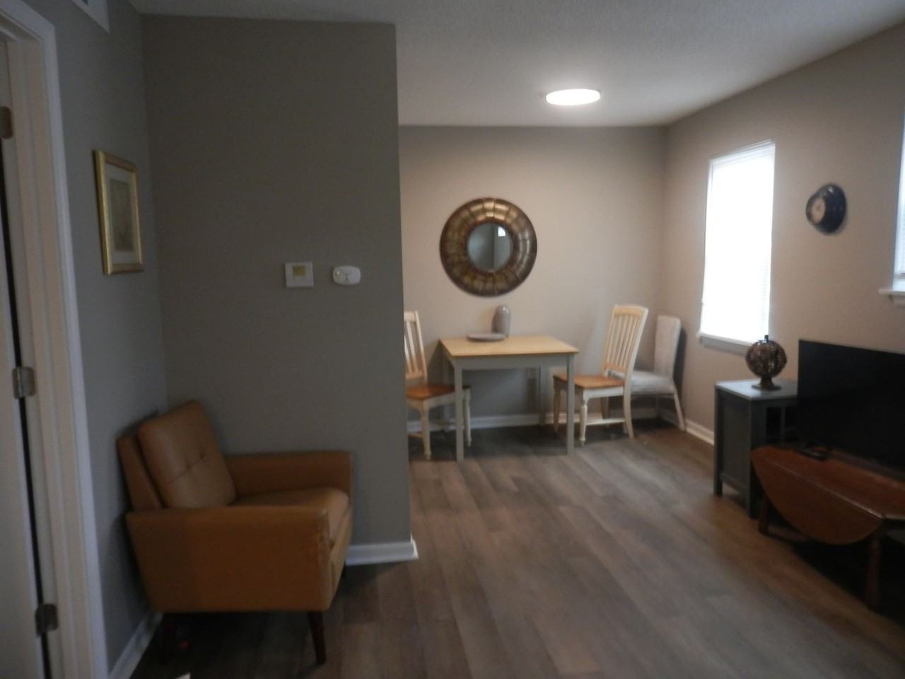 213 N. Ann - Photo 3 of 15