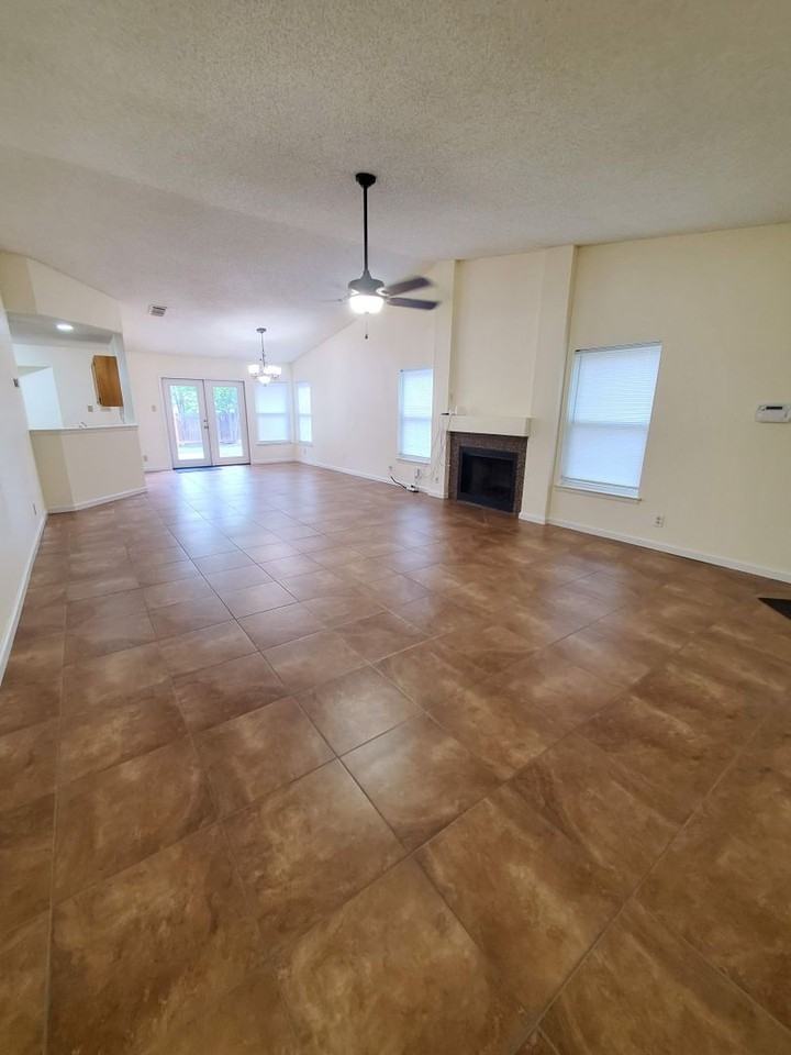 8707 Timber Cloud St - Photo 3 of 28