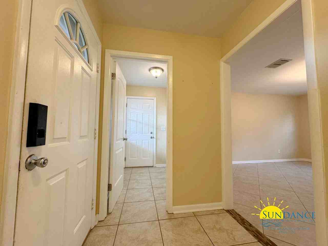 321 Biscayne Ln - Photo 2 of 24