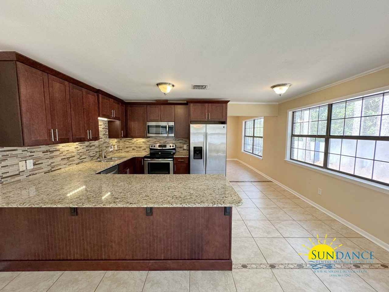 321 Biscayne Ln - Photo 6 of 24