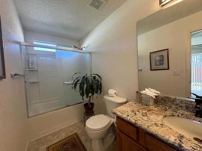 17730 Live Oak Ct - Photo 3 of 14