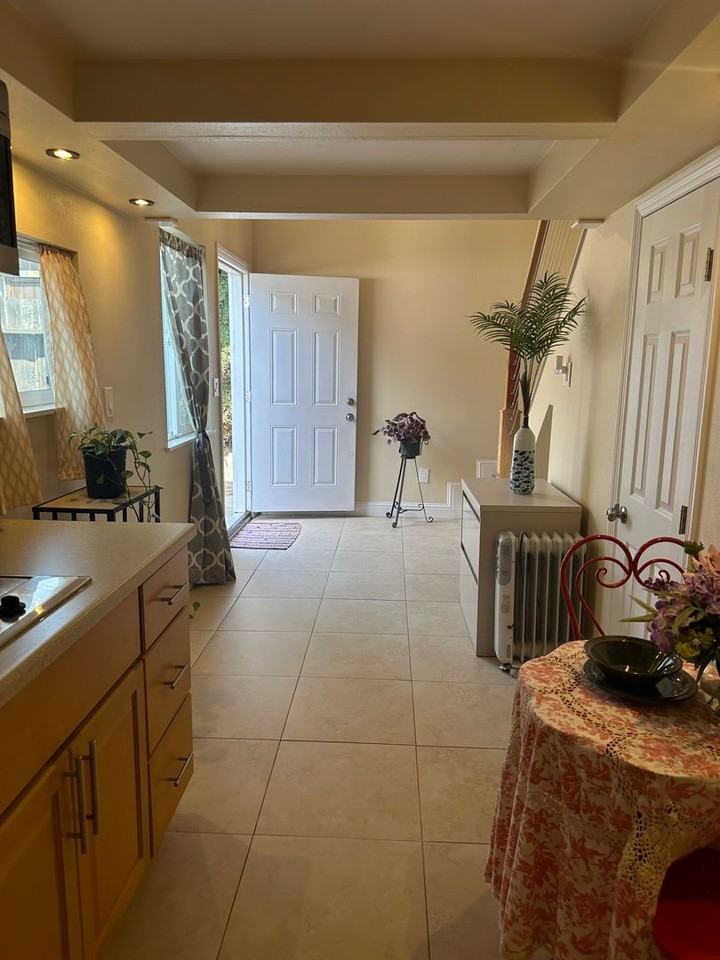 24339 Wilding Way - Photo 3 of 17