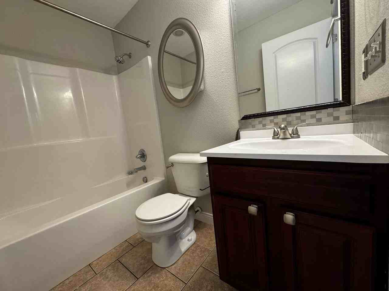 21955 Lafayette Rd - Photo 7 of 15