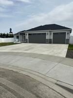 featured image of 3305 W Crabapple Ct