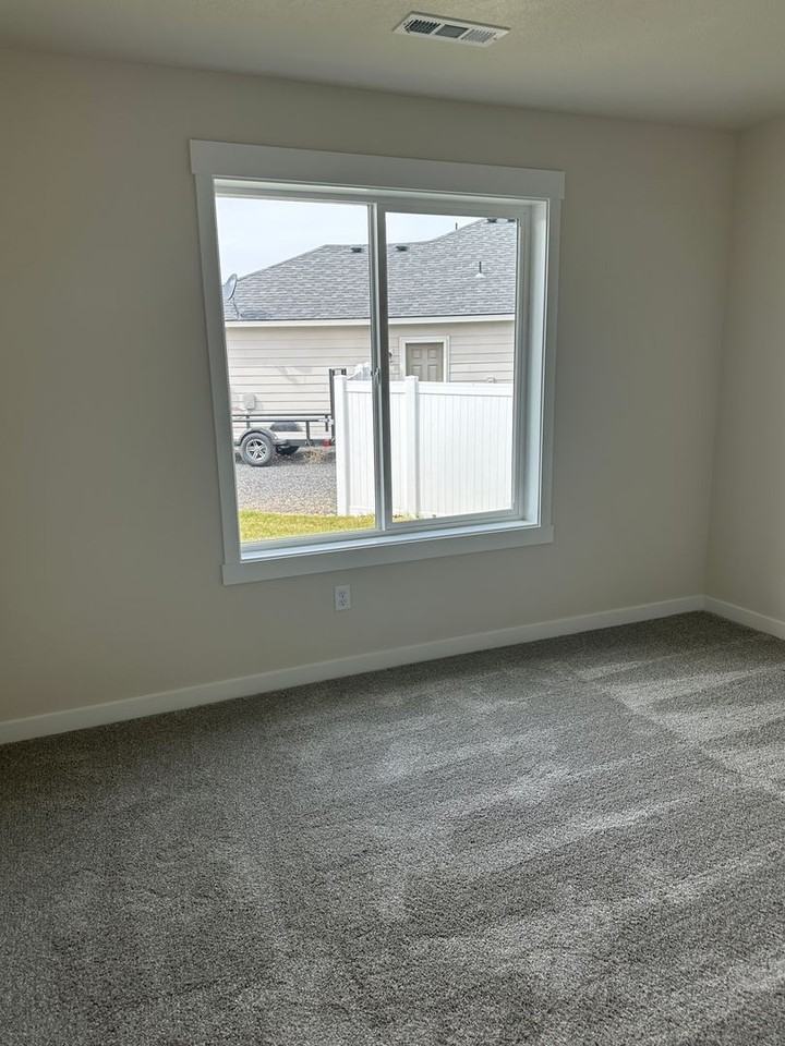 3305 W Crabapple Ct - Photo 6 of 17