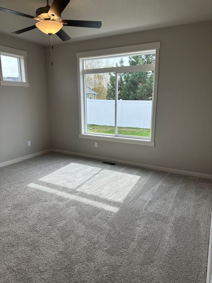 414 S Trillium Way - Photo 2 of 26