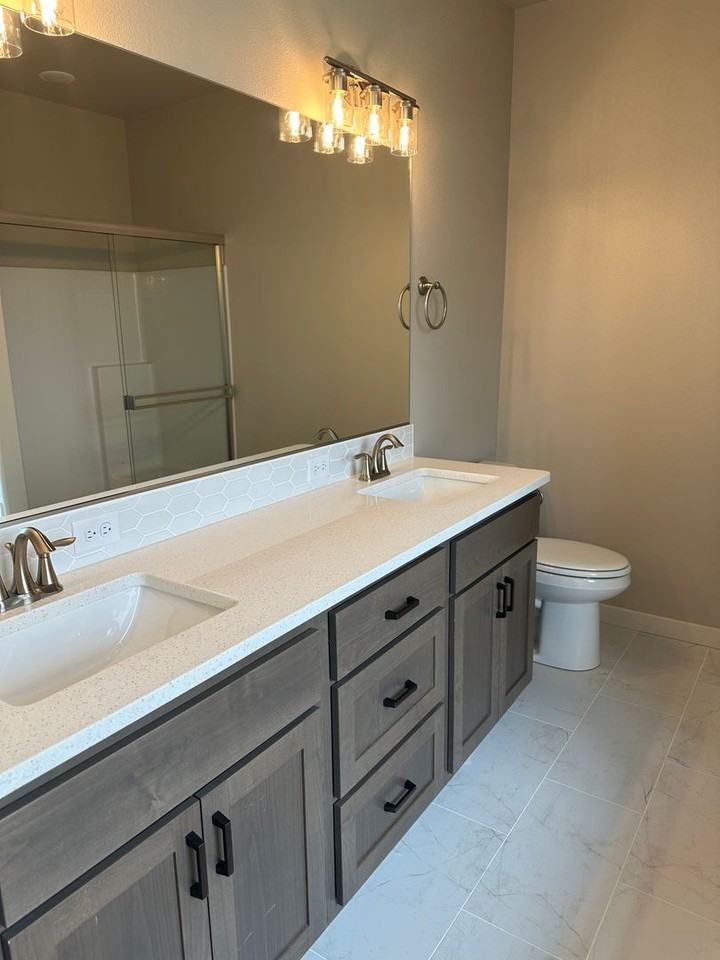 414 S Trillium Way - Photo 5 of 26