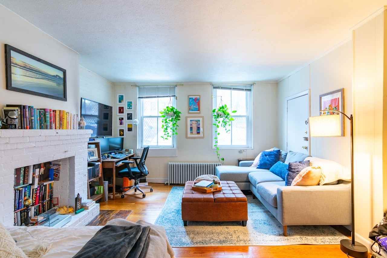 213 Newbury St #1A - Photo 2 of 8