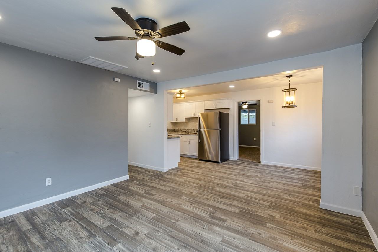 4535 E 14th St #NA - Photo 3 of 24