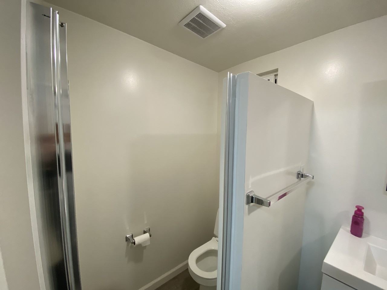 951 Stichman Avenue - Photo 3 of 21