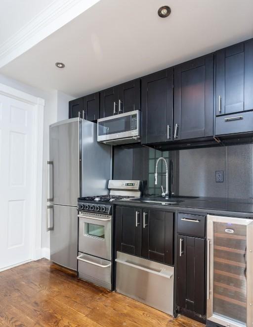 343 E 8th St #2B - Photo 5 of 6