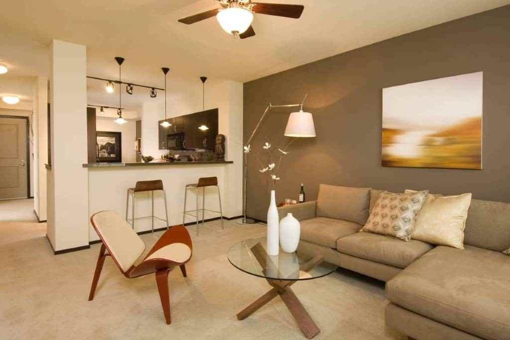 Island Square - Photo 3 of 16