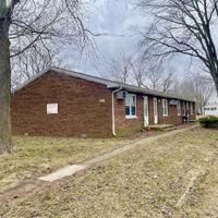 featured image of 428 S Chanute St #1