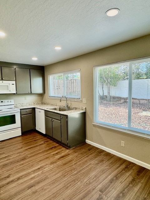 4373 Arrowwood Cir #1 - Photo 3 of 25