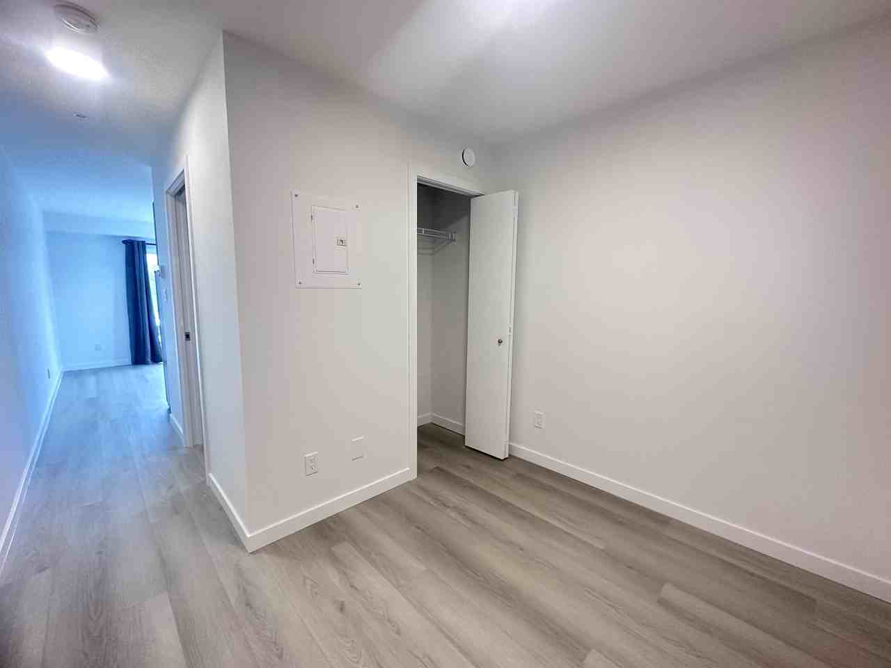 995 England Ave #211 - Photo 4 of 50