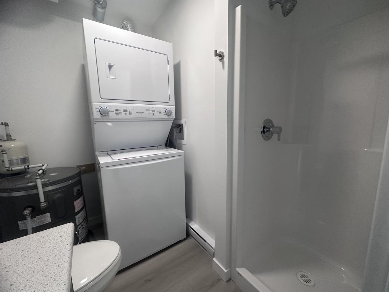 995 England Ave #211 - Photo 6 of 50