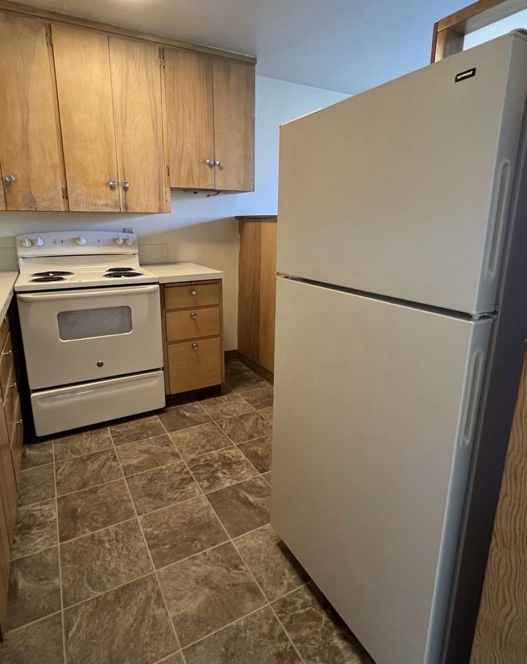 Executive Plaza - Photo 7 of 15