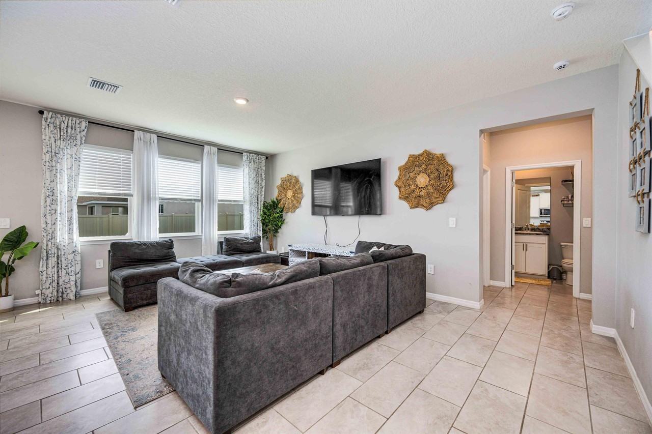 5329 Halewood Ct #1 - Photo 4 of 11