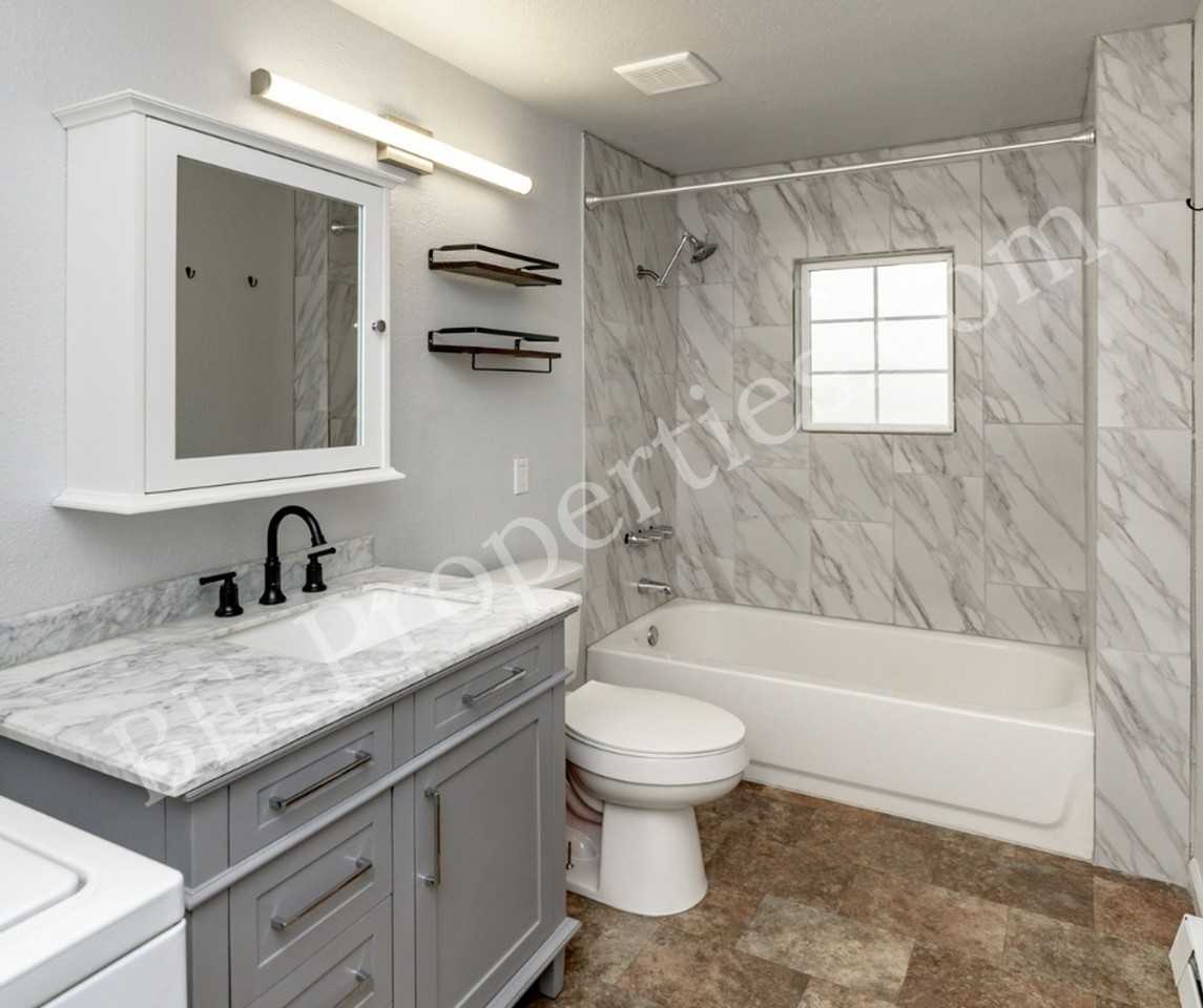 403 Chicago Ave - Photo 3 of 24