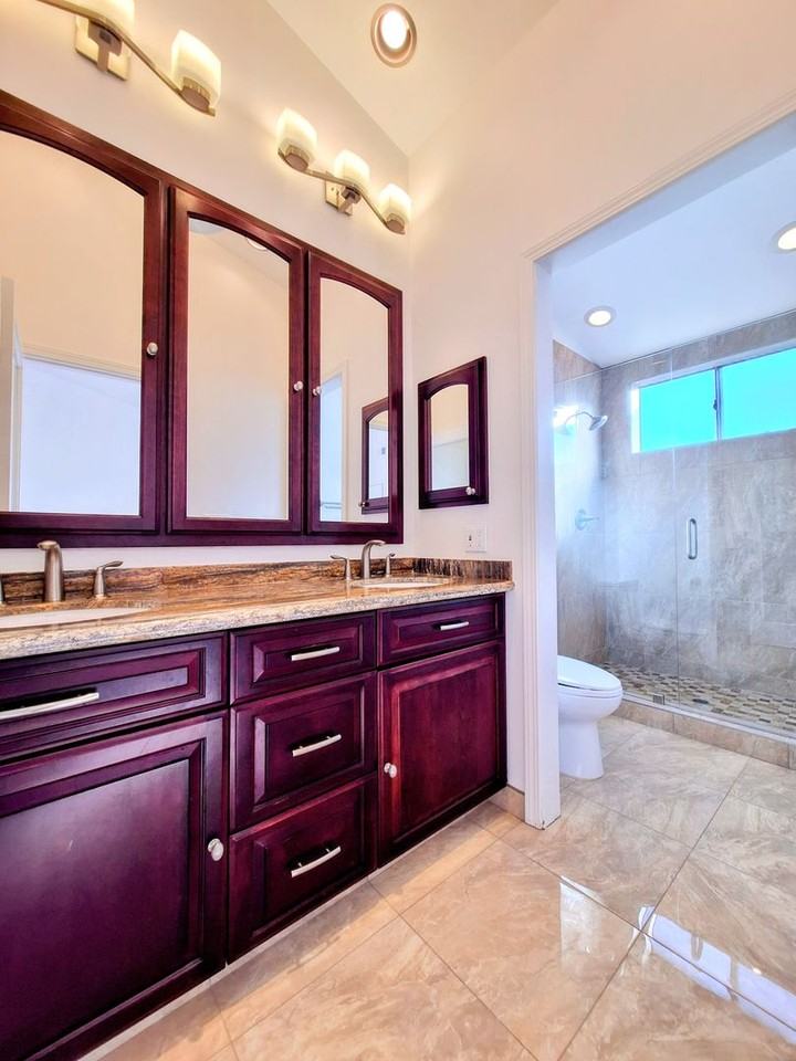 1206 Sierra Village Way - Photo 5 of 37