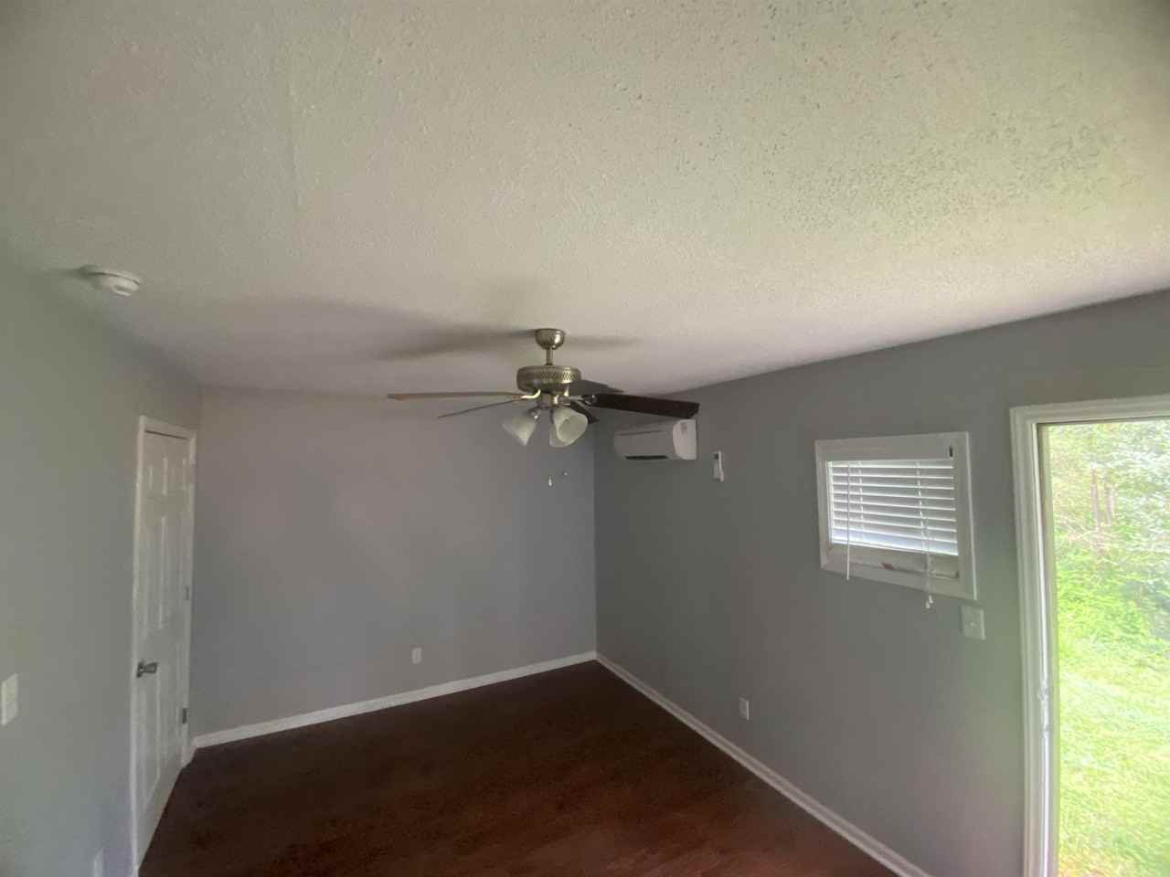 108 Wilshire Ave Sw #1 - Photo 4 of 12