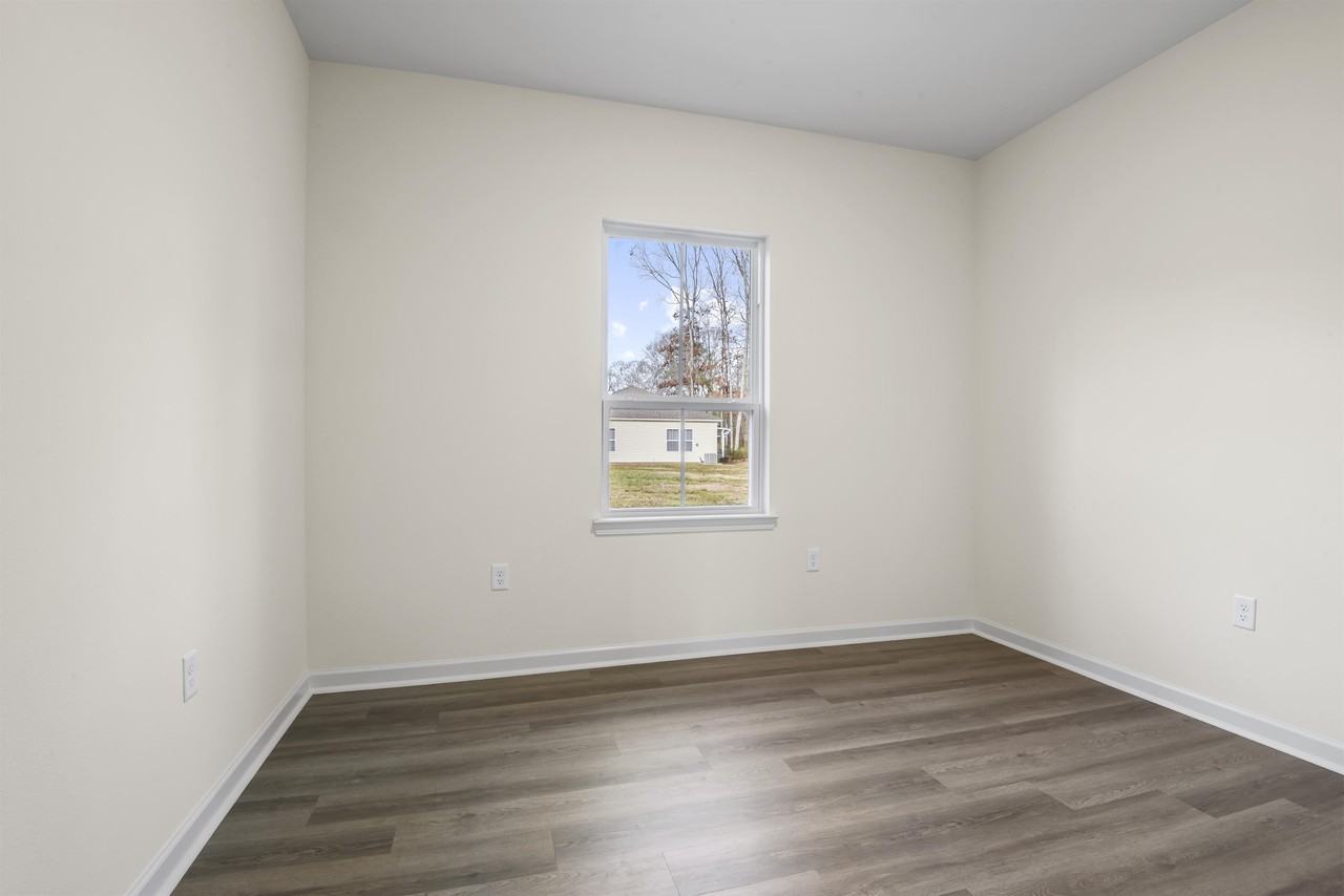 20953 Oregon St #1 - Photo 7 of 18