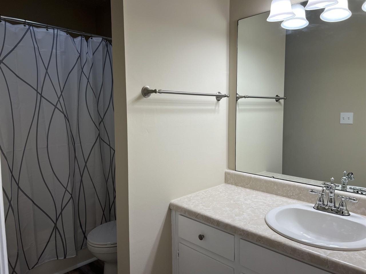 210 Marinawoods Dr Se #1 - Photo 3 of 11