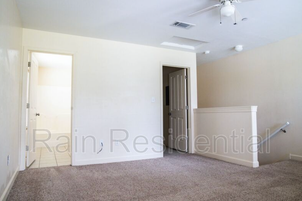 656 Water St Apt A - Photo 6 of 8