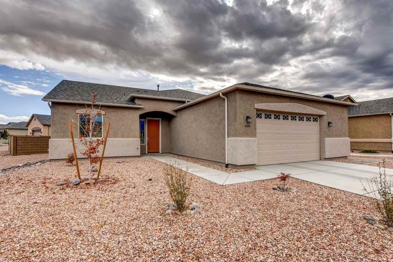 6093 E Haskins Ct - Photo 3 of 28