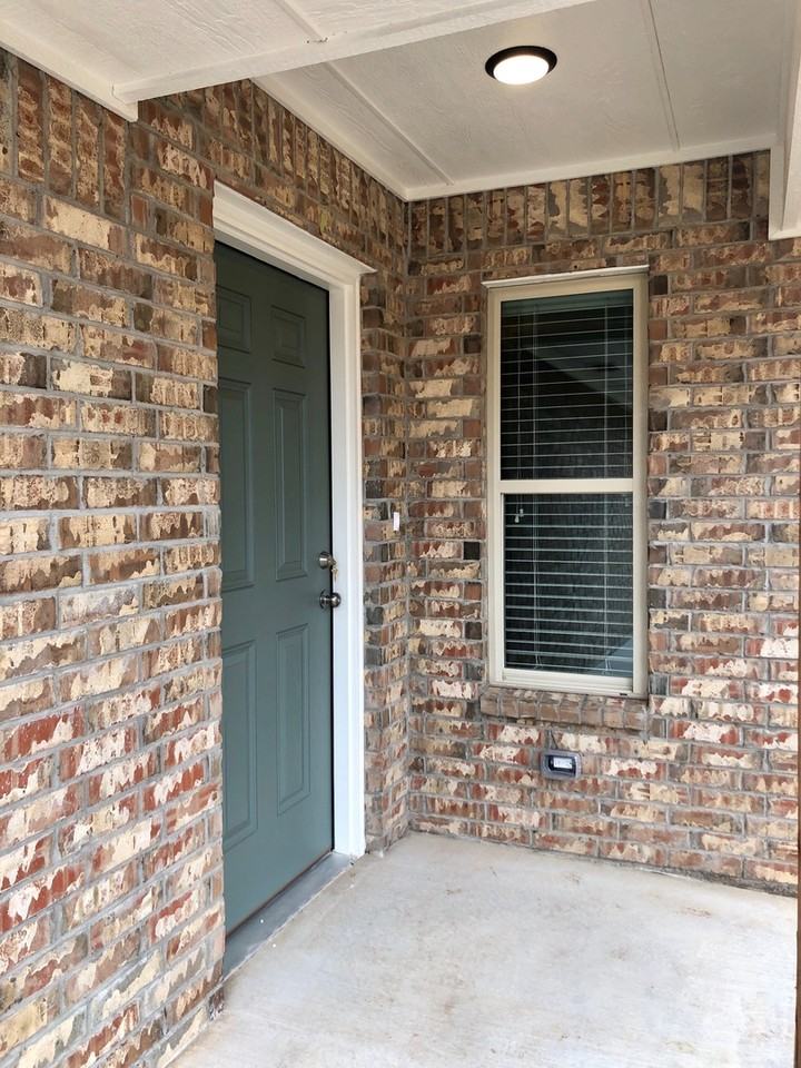 1501 Macalpine St - Photo 2 of 29