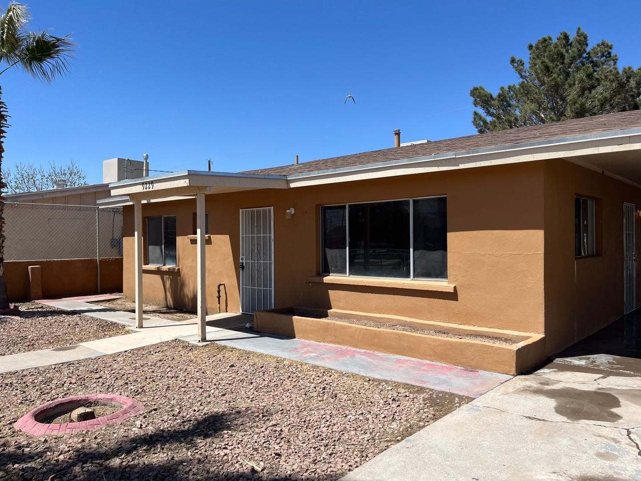 9229 Carranza Dr - Photo 2 of 32