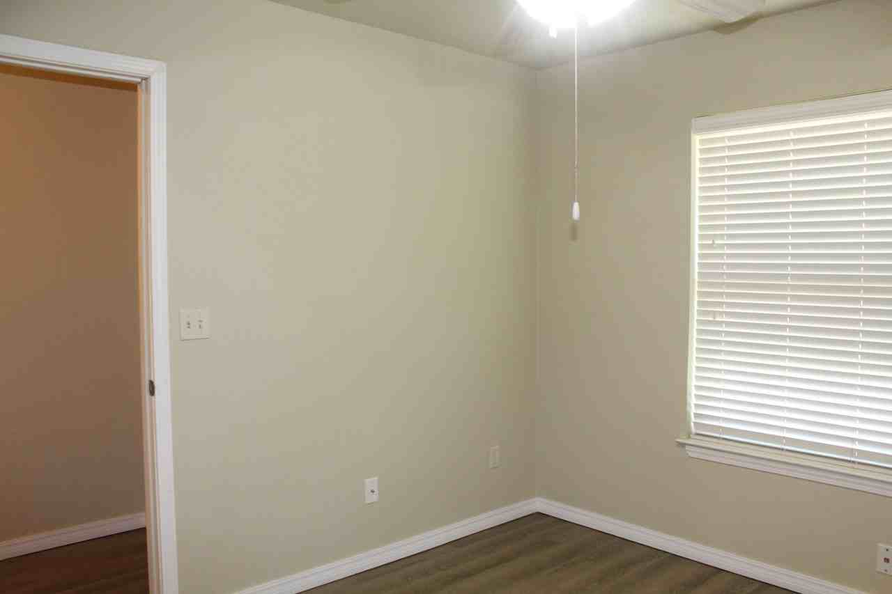 8410 Cottage Park Dr - Photo 7 of 19